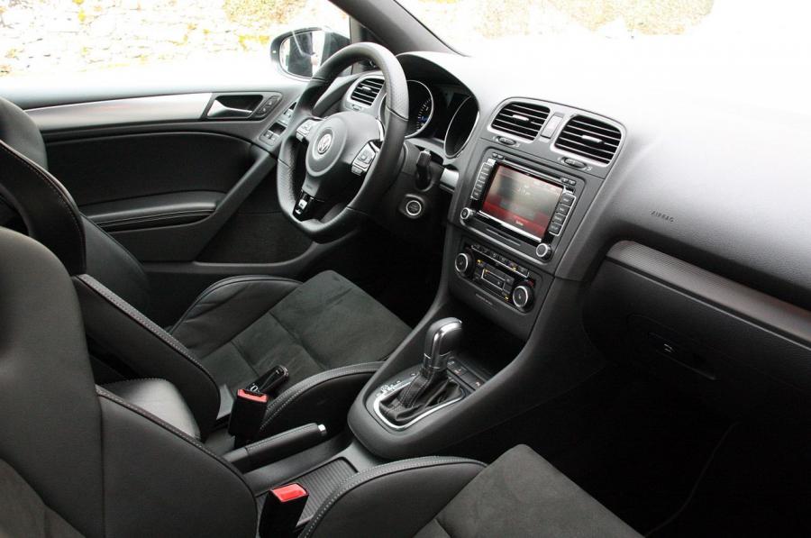  Volkswagen Golf R 2012 года  (фото 91 из 106)